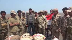 بالفيديو – القوات المشتركة تفجر 9 أطنان من الألغام الحوثية في الحديدة